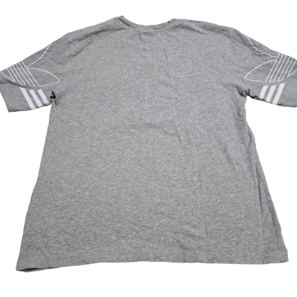 ✨2/$25 Adidas Men's Light Gray Icon Stripes T-Shirt - Picture 3 of 5